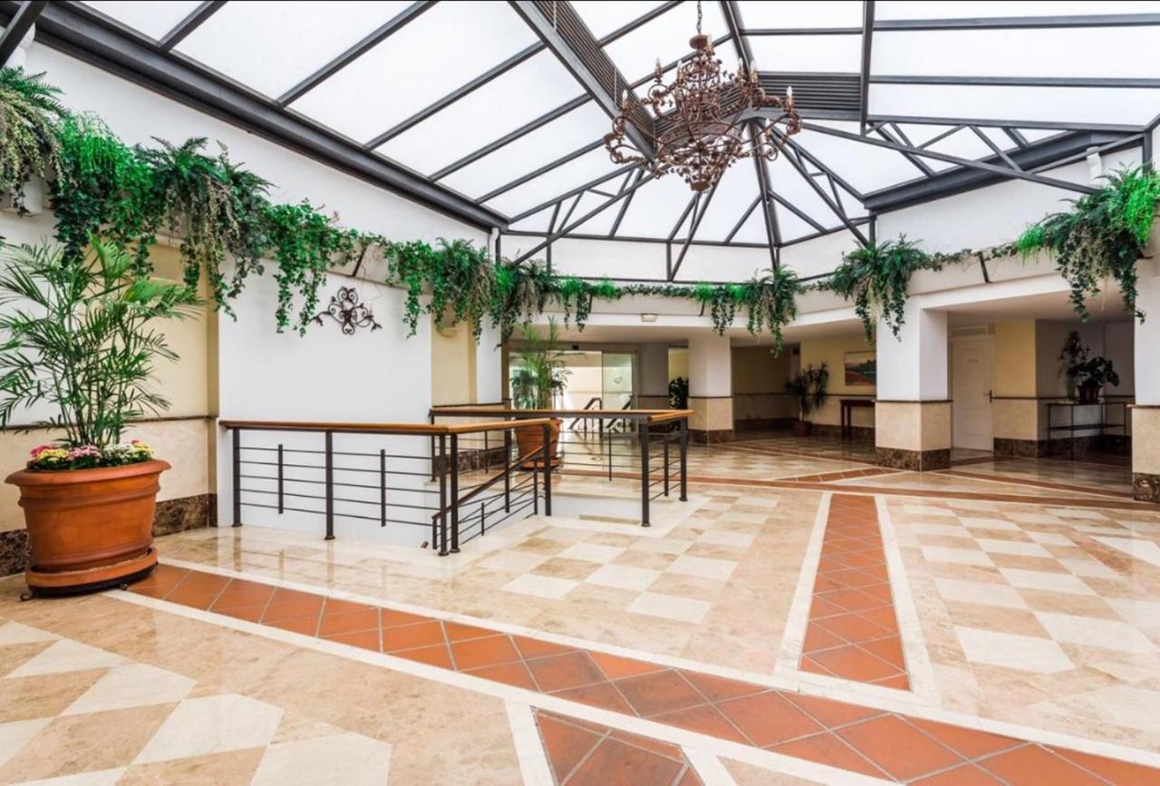 דירות מארבלה Terrazas De Banus מראה חיצוני תמונה